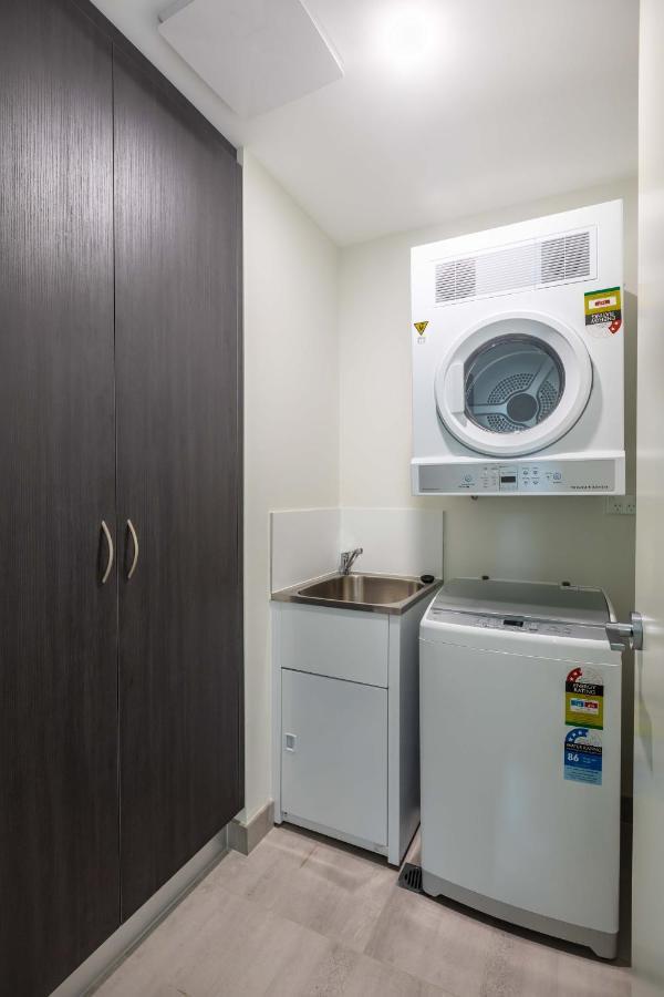 Kula Apartments Parramatta Sydney Buitenkant foto